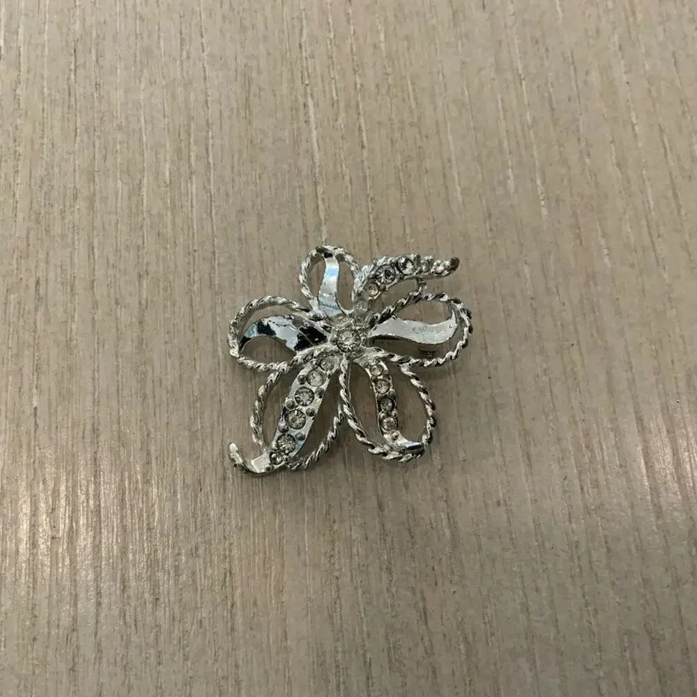 Vintage Brooch